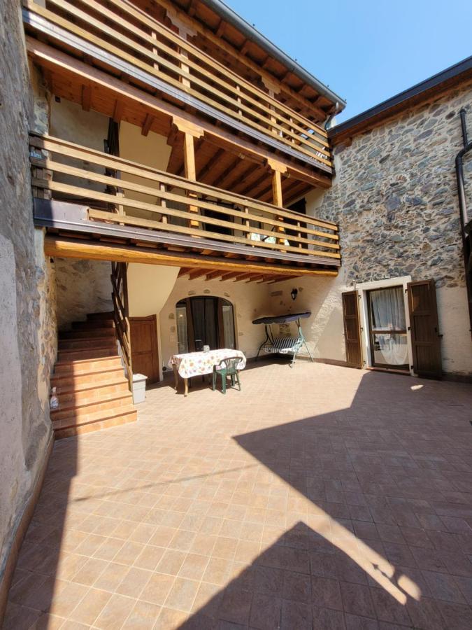 La Casa Sull' Altopiano Mountain Lake Iseo Hospitality Bossico Luaran gambar