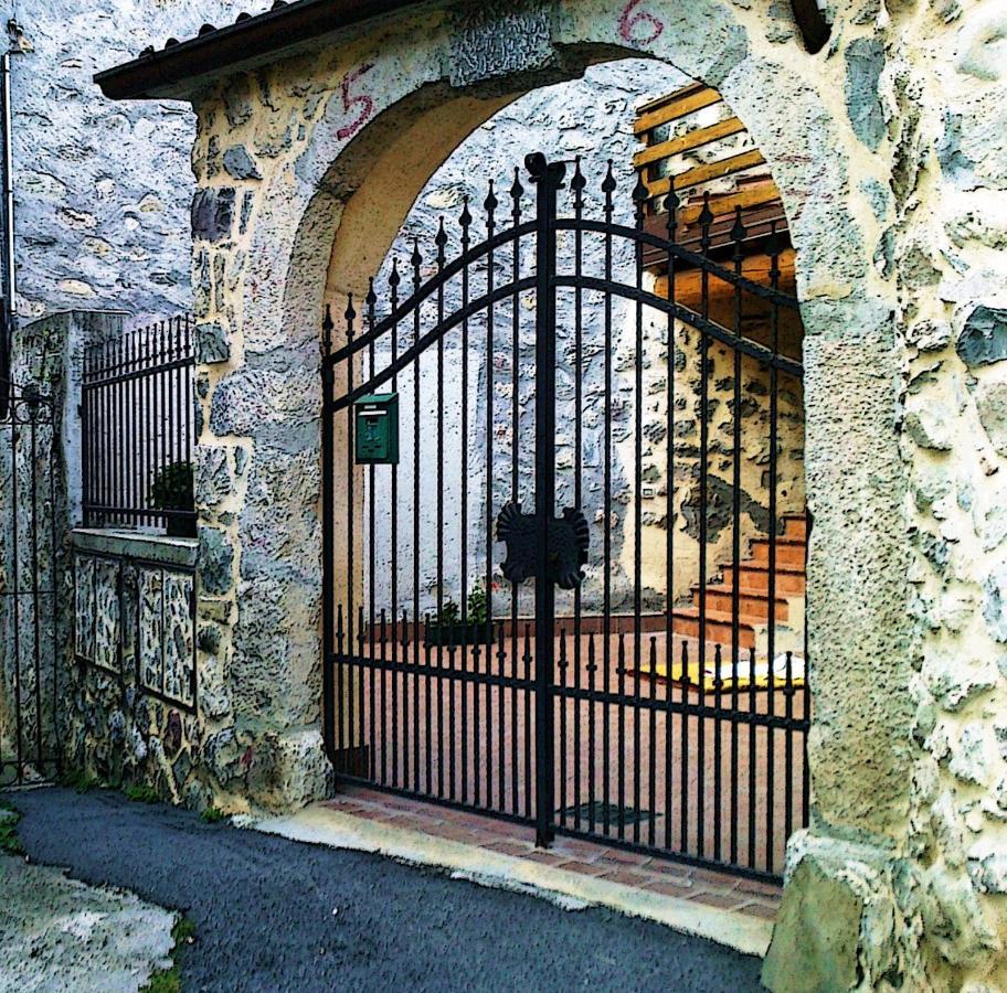 La Casa Sull' Altopiano Mountain Lake Iseo Hospitality Bossico Luaran gambar