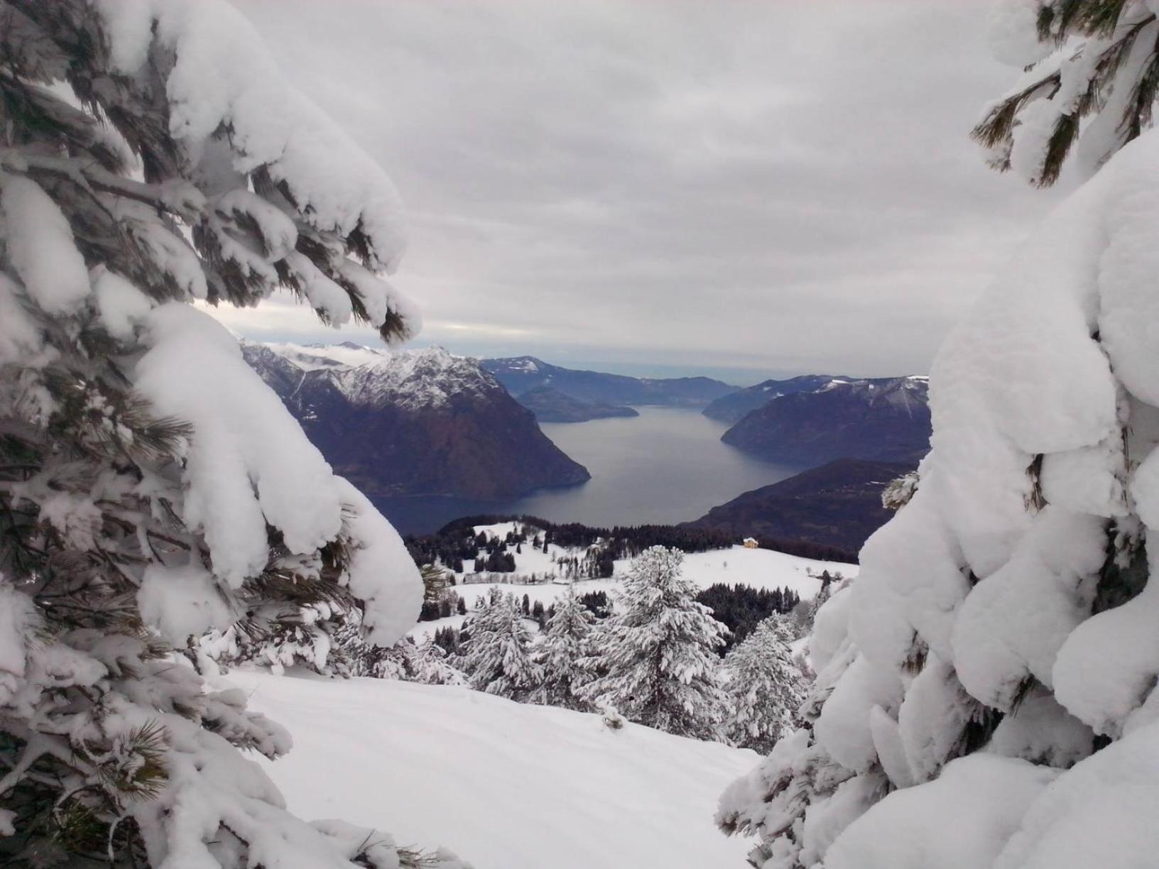 La Casa Sull' Altopiano Mountain Lake Iseo Hospitality Bossico Luaran gambar